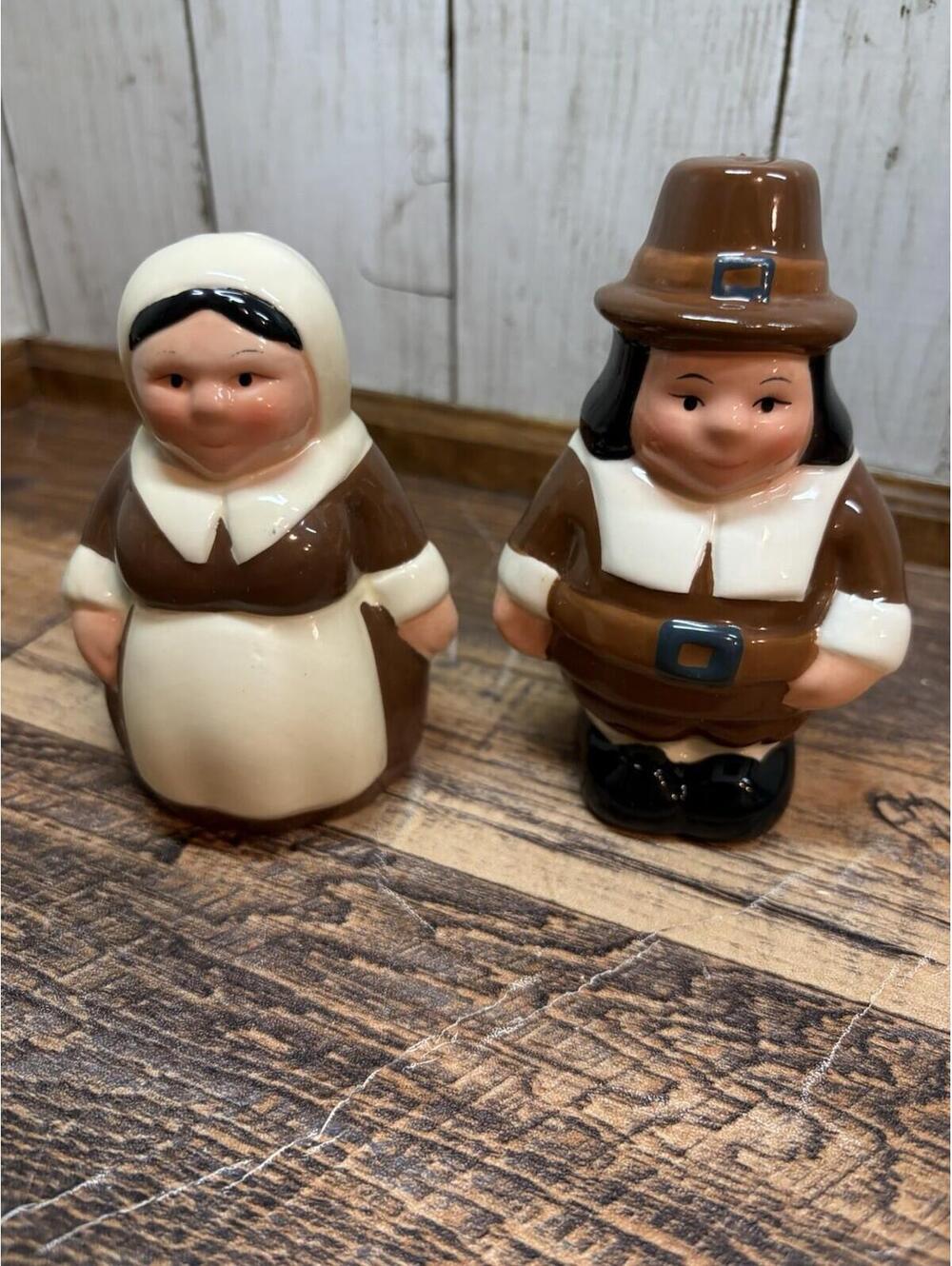 Publix The Pilgrim Pair Salt & Pepper Shakers Encore Edition Thanksgiving NEW